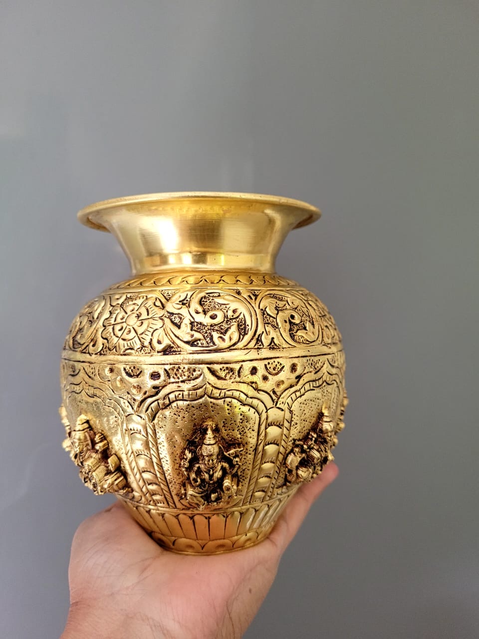 अष्टलक्ष्मी कलश