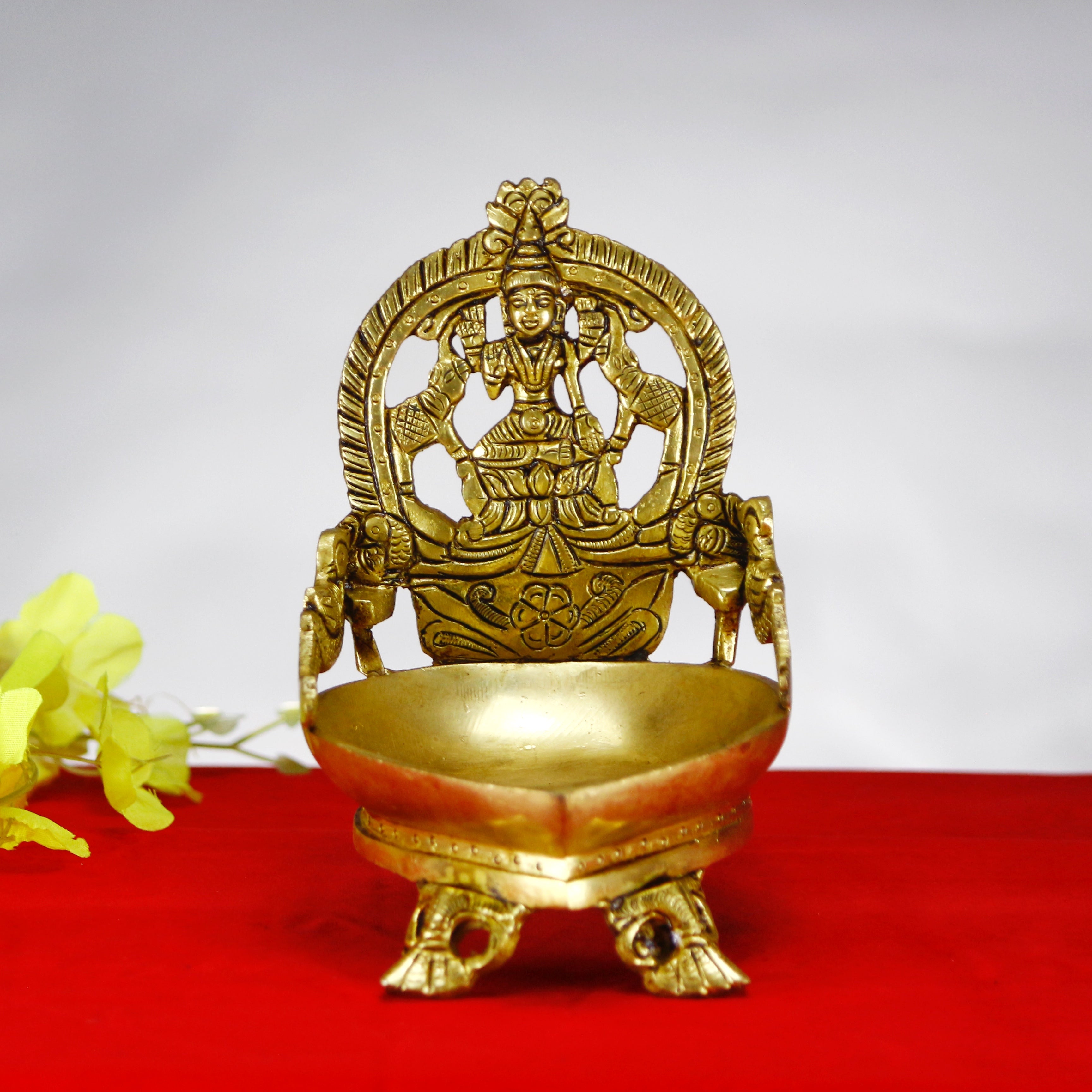 Gajalakshmi Diya L