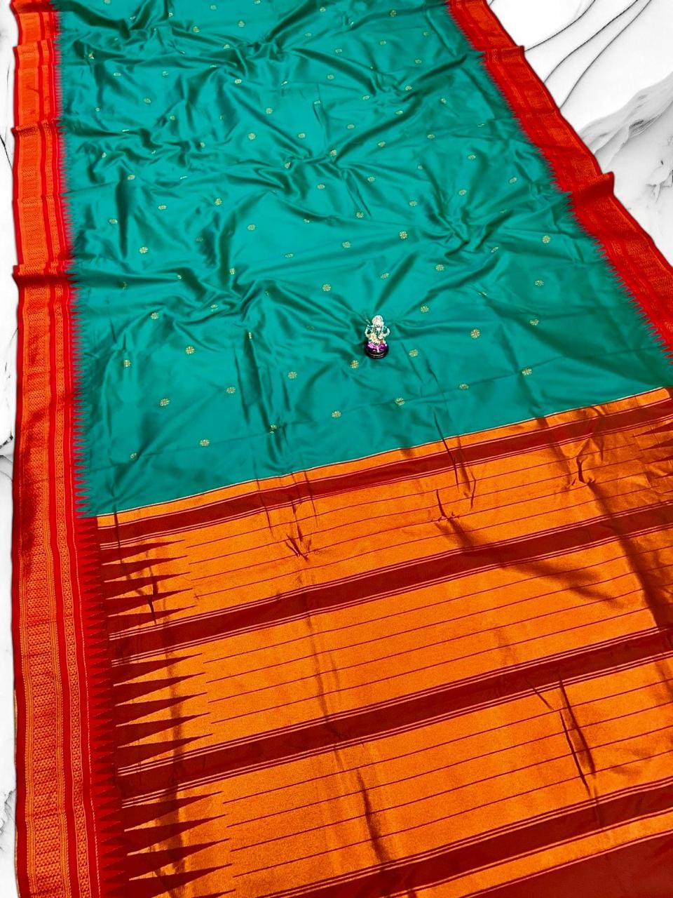 Morpankhi with red Semi Silk Ilkal Saree