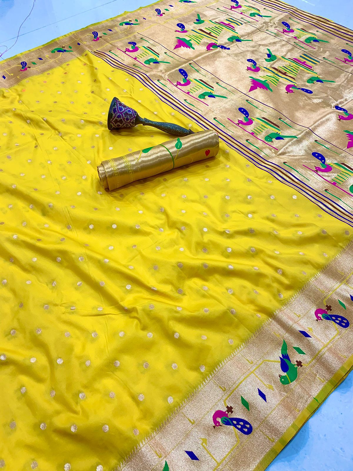 Yellow Mor Popat Border Semi Paithani