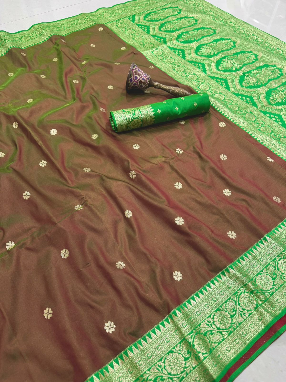 Big Flower Border + Dence Flower Butti Semi Silk Paithani