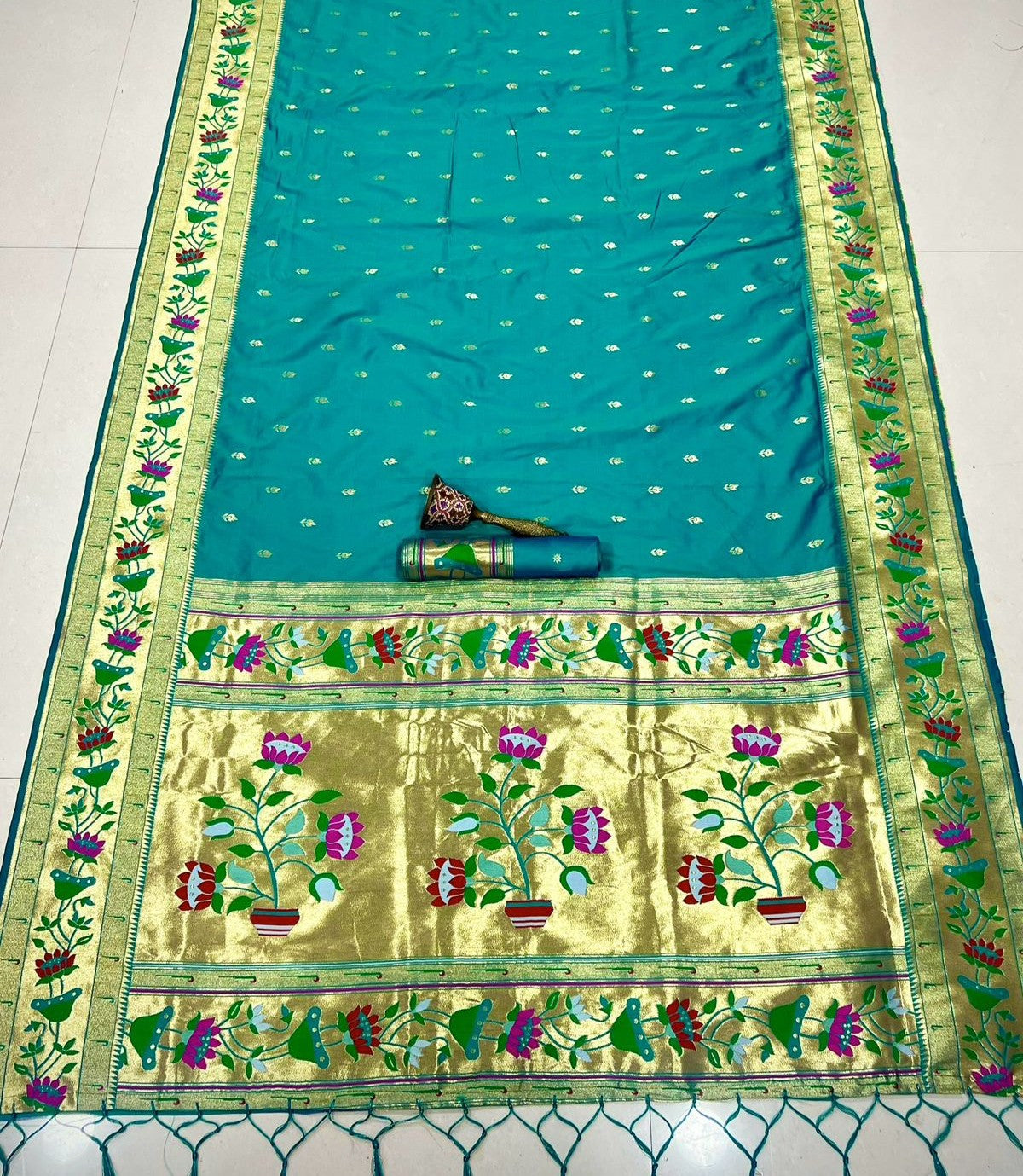 Lotus Muniya Flower Butti Semi Silk Paithani