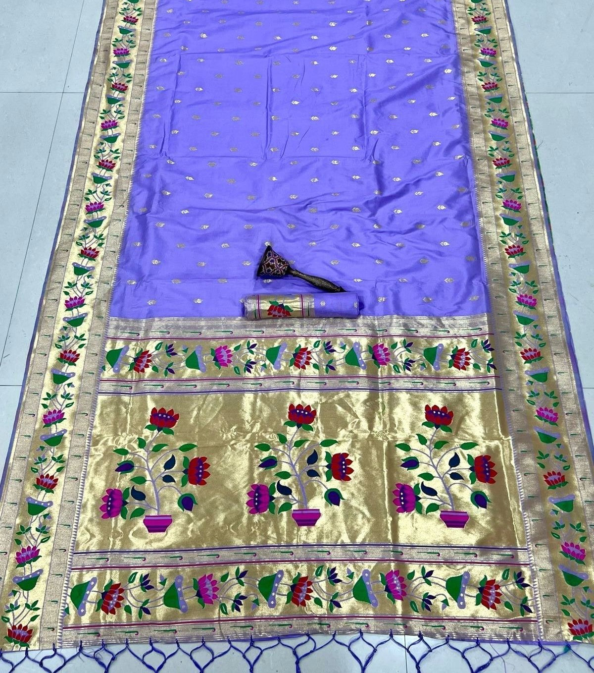 Lotus Muniya Flower Butti Semi Silk Paithani