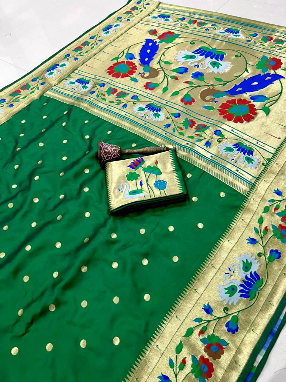 Peacock Pallu + Big Hans Border Semi Silk Paithani