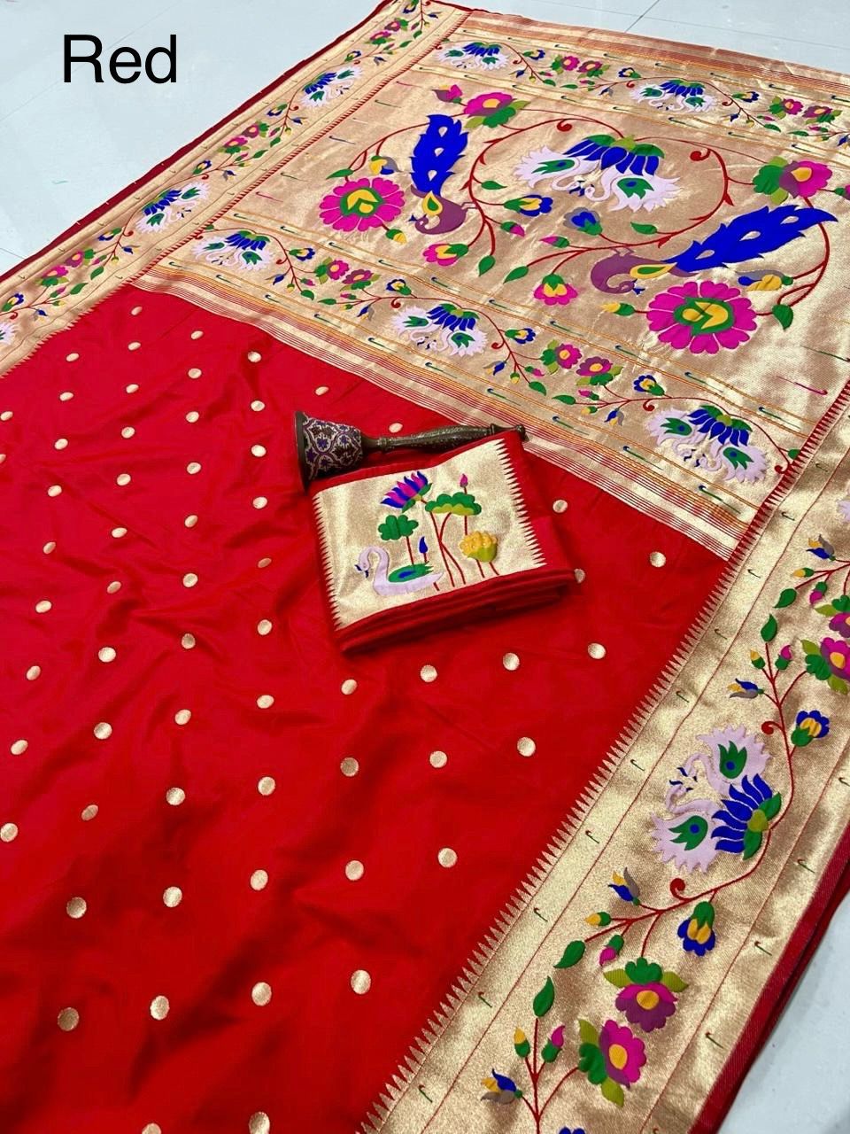 Peacock Pallu + Big Hans Border Semi Silk Paithani