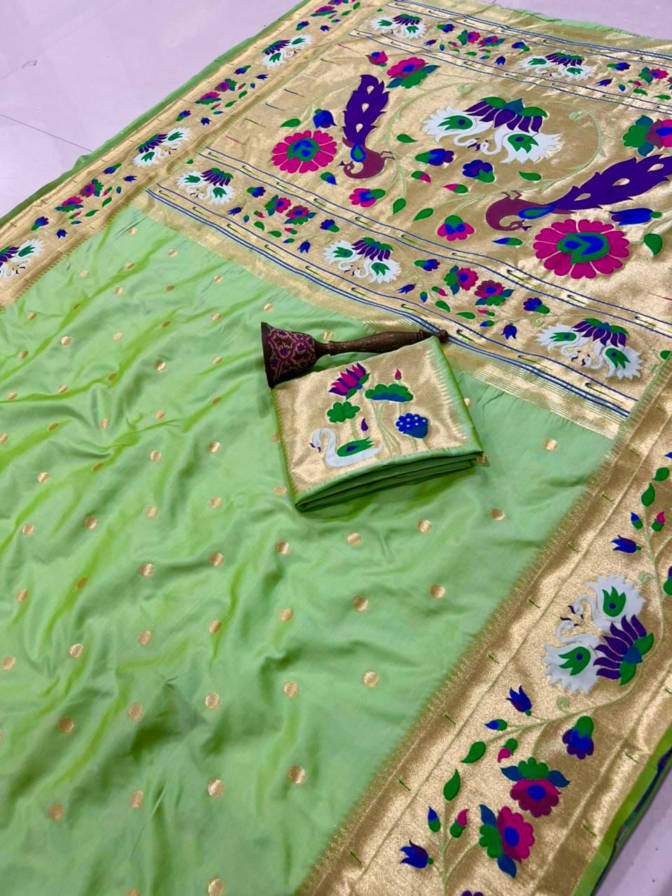 Peacock Pallu + Big Hans Border Semi Silk Paithani