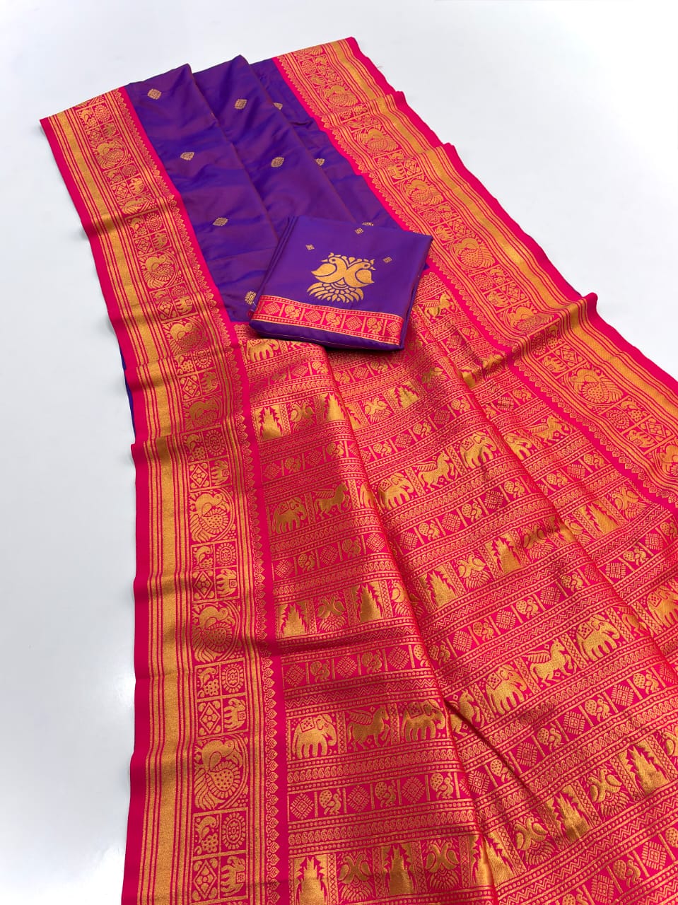 Square Butti With Golden Border Semi Silk Paithani