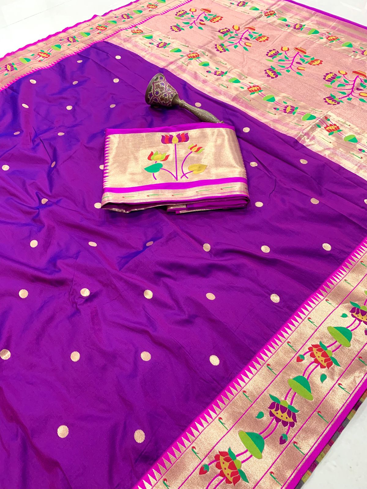 Lotus Vine Big Border Semi Silk Paithani