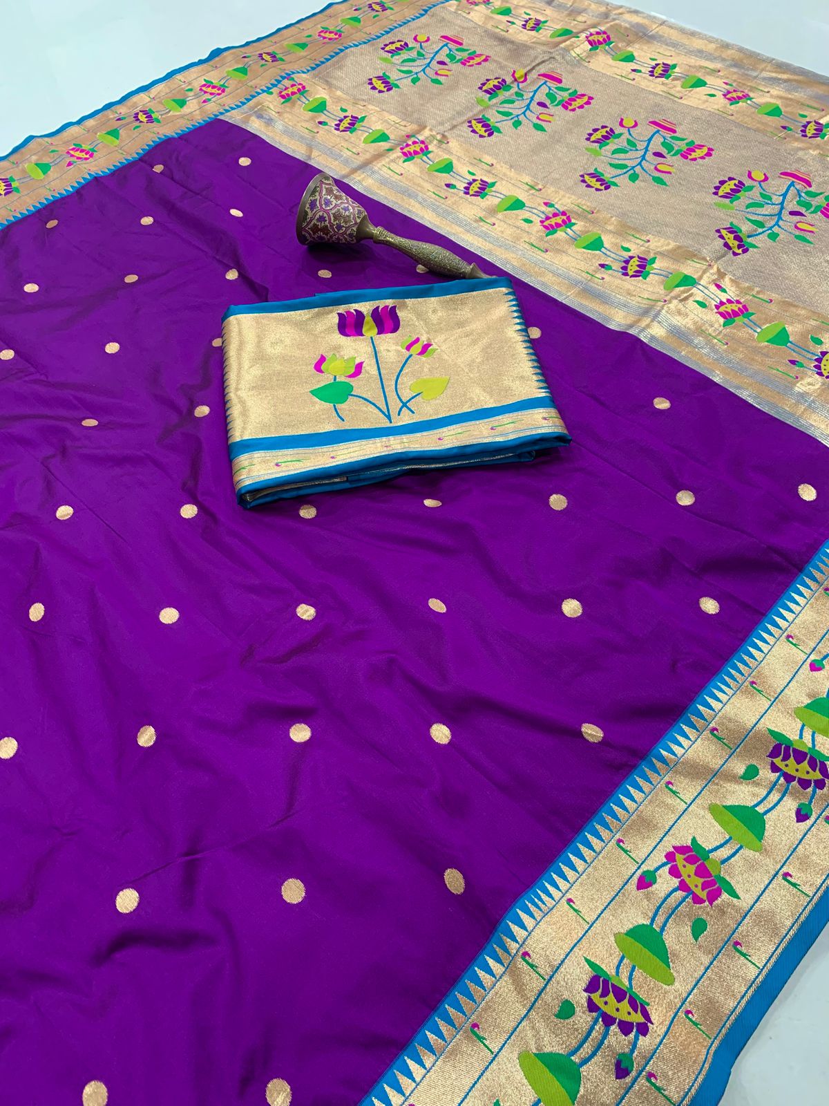 Lotus Vine Big Border Semi Silk Paithani