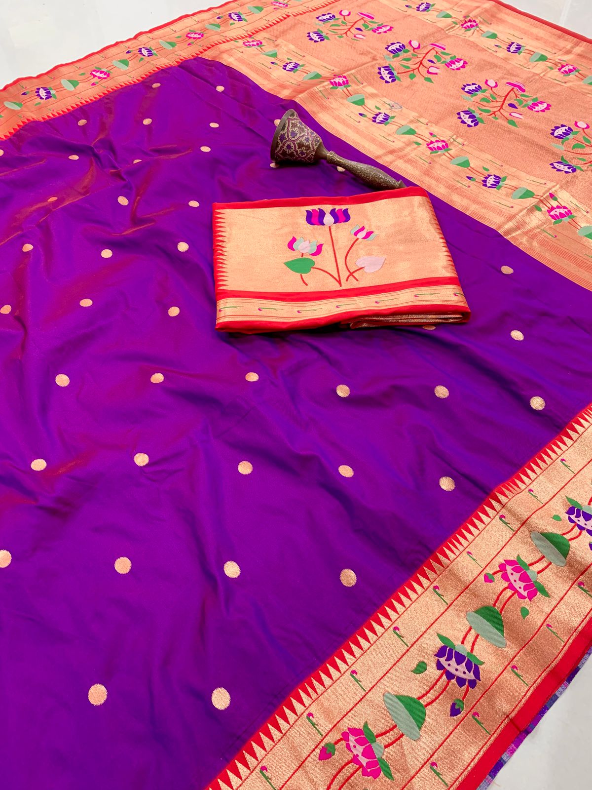 Lotus Vine Big Border Semi Silk Paithani