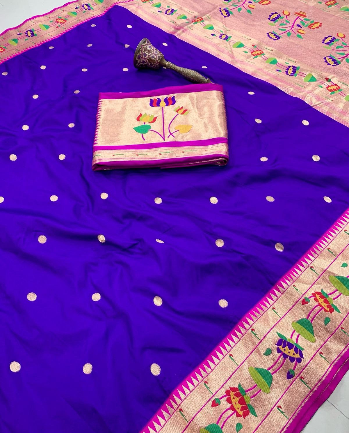 Lotus Vine Big Border Semi Silk Paithani