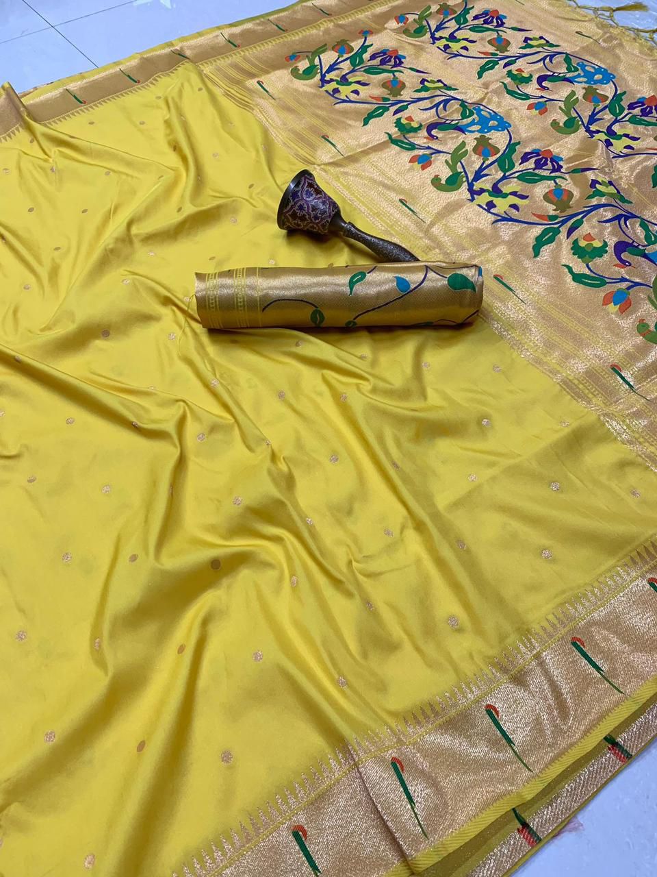 Muniya Border Semi Silk Paithani - Image 18