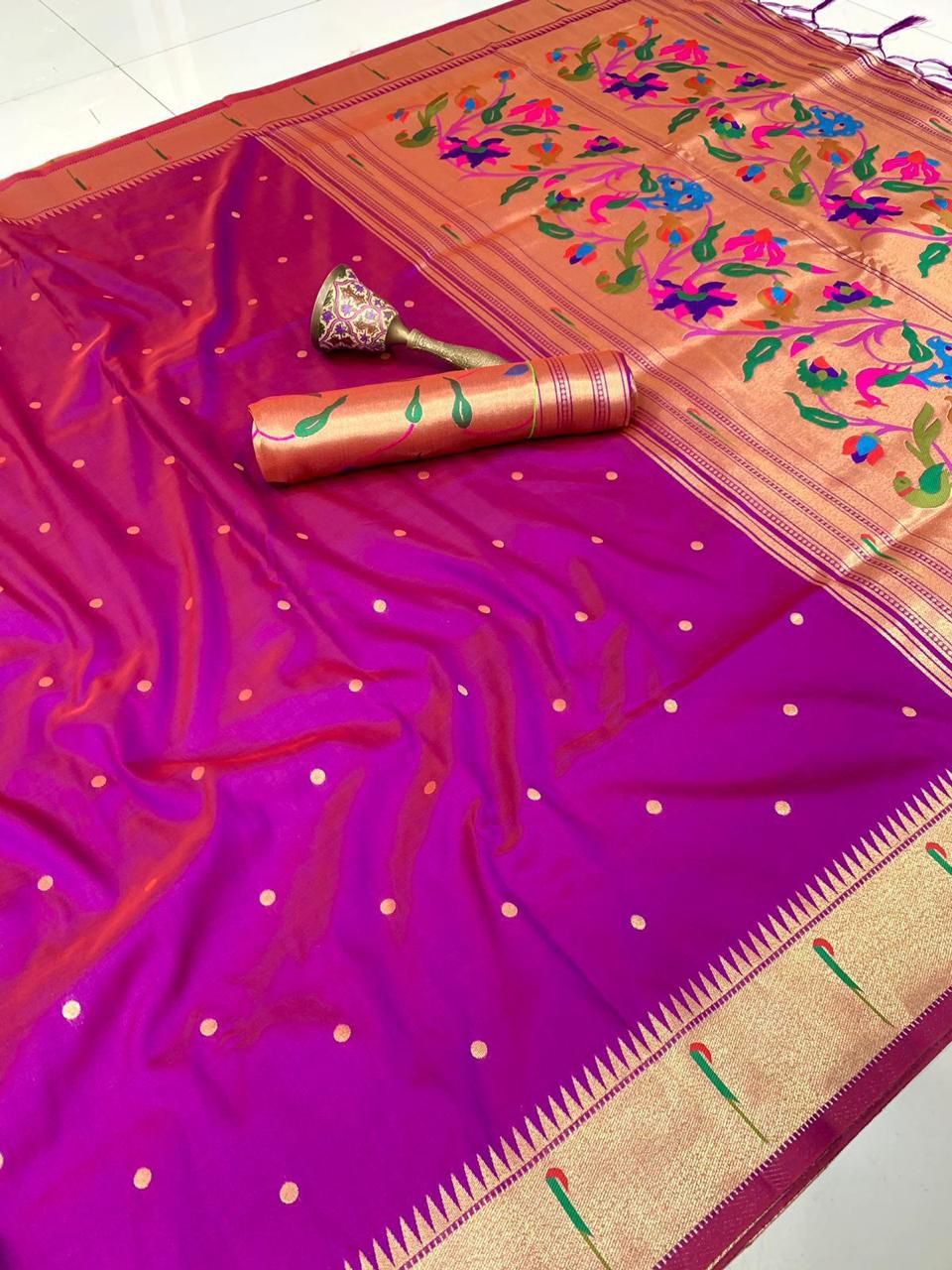 Muniya Border Semi Silk Paithani - Image 3