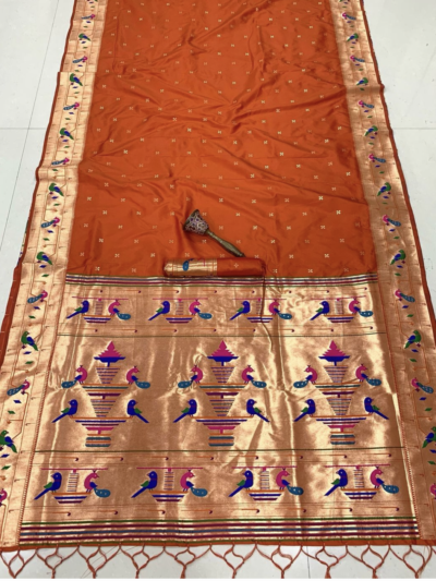 More Popat Border Flower Butti