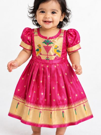 MorPopat Muniya Boarder Frock